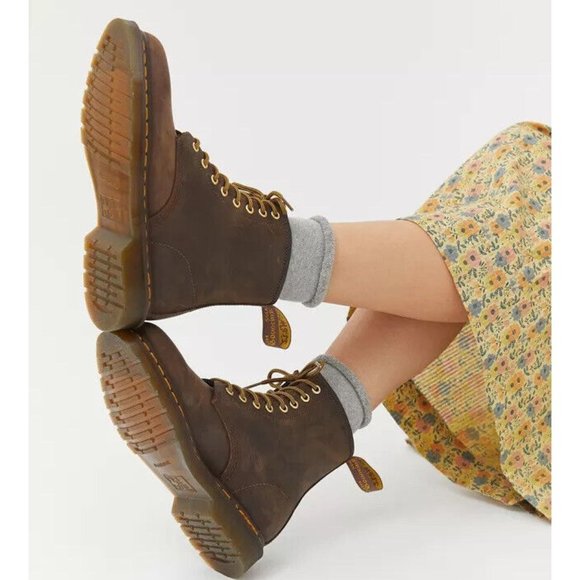 Dr. Martens 1460 Crazy Horse Leather Lace Up Combat Boot Mens US 9/ Womens US 10 - Picture 2 of 11